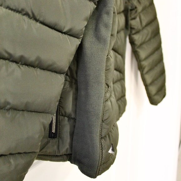 NWOT Hooded Reversible Puffer Coat - Picture 7 of 10